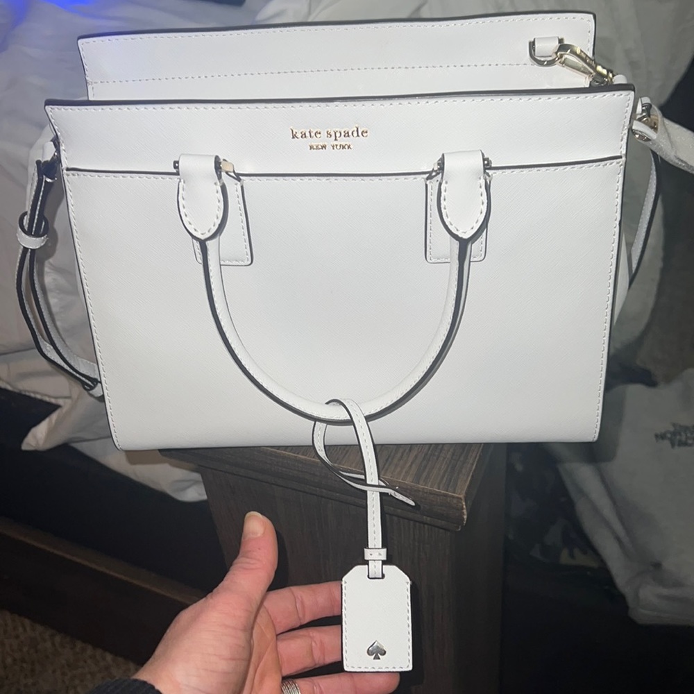 New whit leather Kate spade tote bag